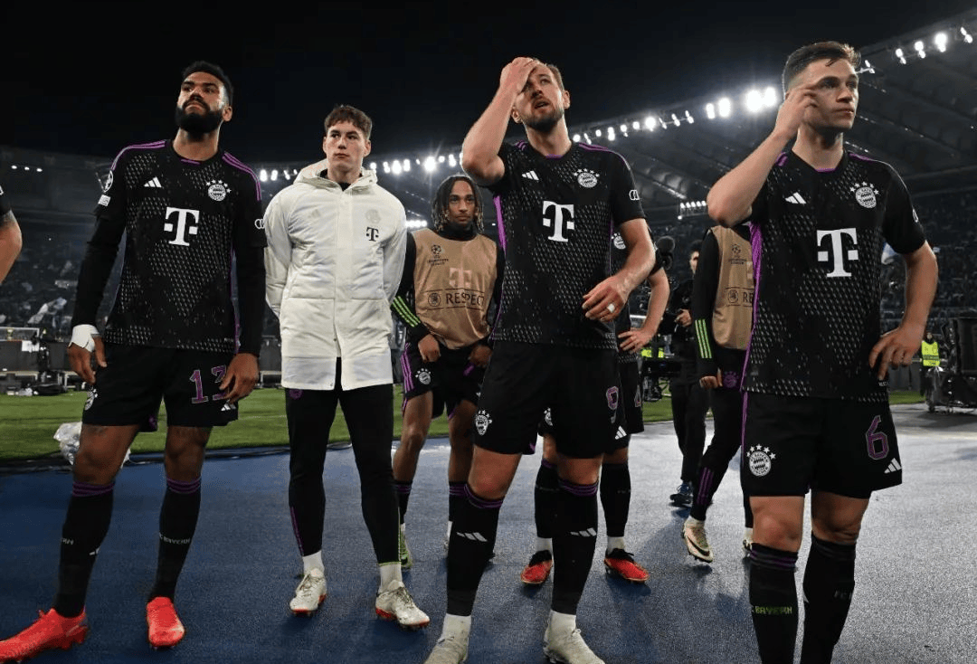 凌晨4点：欧冠19亿欧元对决，利物浦19人战国米，萨拉赫被弃！（今晨4点欧冠19亿欧元巅峰对决：利物浦19人迎战国米，萨拉赫无缘名单）