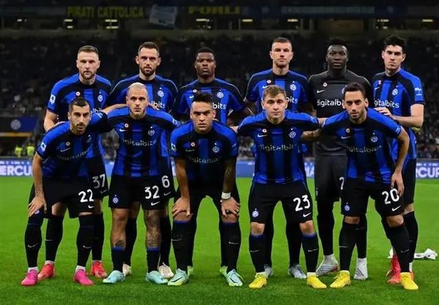 大谷翔平在 2024 年的球衣销售额占全联盟总量的 25%，一人带动一个产业