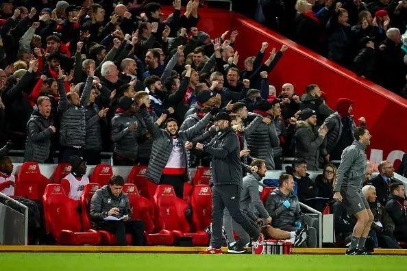 11月22日，在2025华润饮料中超联赛第30轮...（2025赛季华润饮料中超第30轮于11月22日开战）