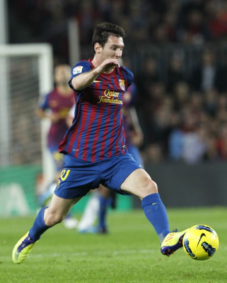 队报：国米与恩昆库经纪人接触，探讨潜在转会的条件