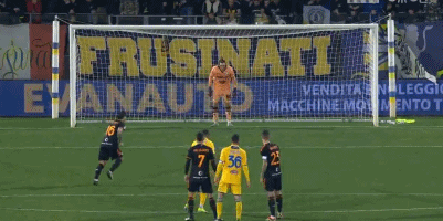 津媒：李嗣镕又帅又能打，首秀4分钟进球排名津门虎队史第一