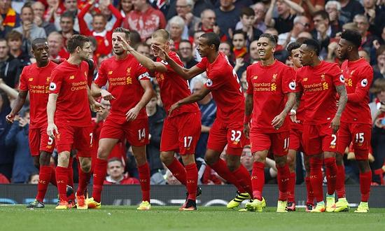 鹈鹕主帅：半场时我跟球队说要注意退防，其次是限制克莱（鹈鹕主帅：中场我强调先抓退防，其次重点盯防克莱）