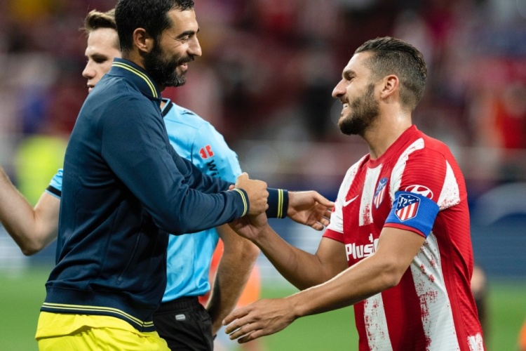 德甲强强对话引爆讨论（德甲豪门巅峰对决掀起热议）