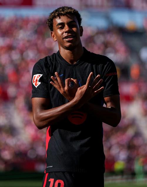 21岁天才成意甲头牌！进球+助攻双榜第一 皇马欲冬窗回购