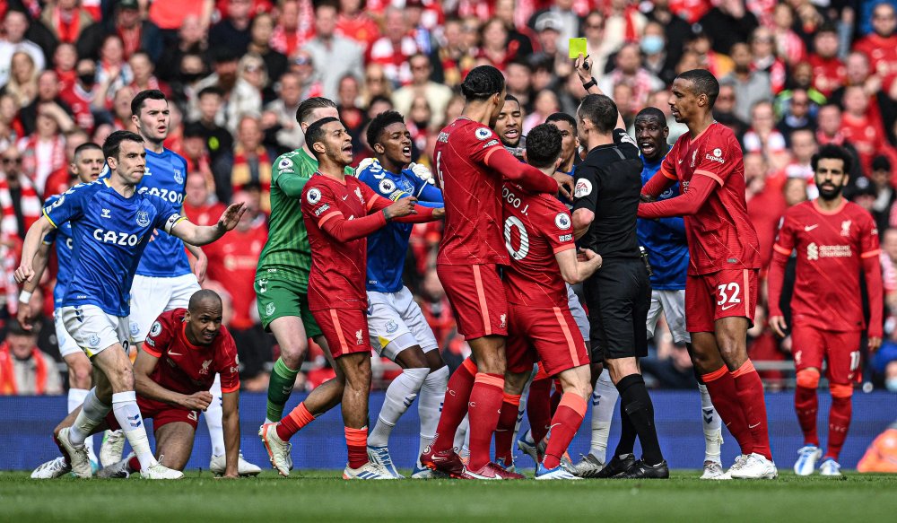 库里的篮球天赋与成就（库里的篮球才华与辉煌战绩）