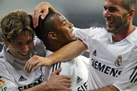 拜仁vs弗赖堡全场数据：控球率72-28，射门14-5（拜仁战弗赖堡全场统计：控球72%-28%，射门14比5）