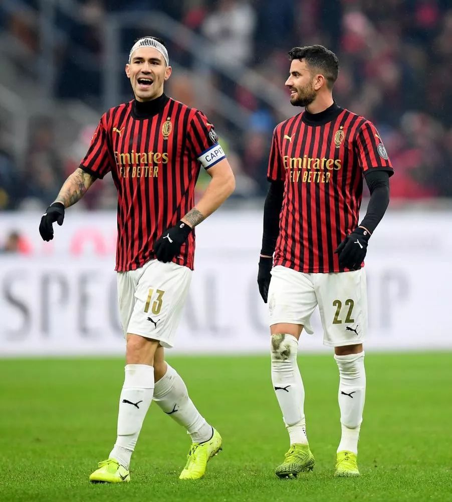 罗马诺：莱万不在迈阿密国际2026年引援目标名单中（罗马诺：莱万未在迈阿密国际2026年引援计划之列）